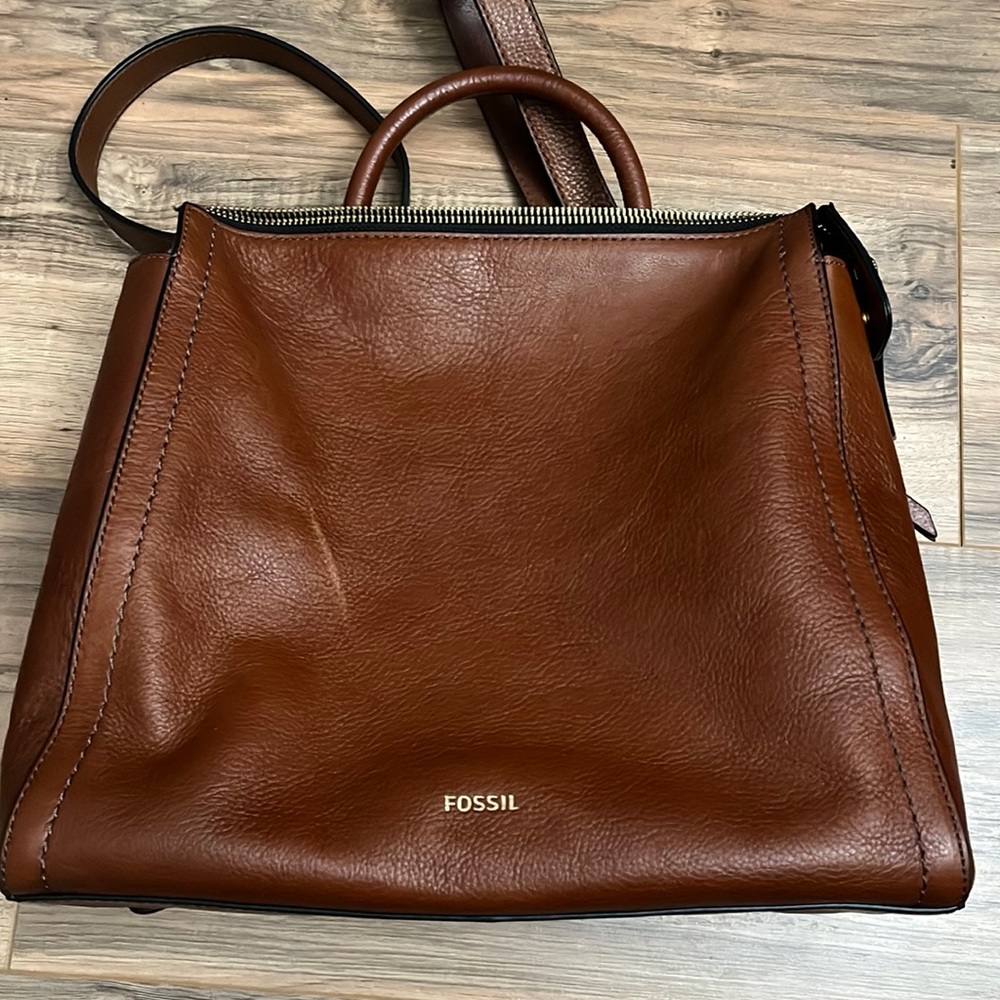 EUC Fossil Women's Parker Leather Convertible Backpack Purse Hand bag